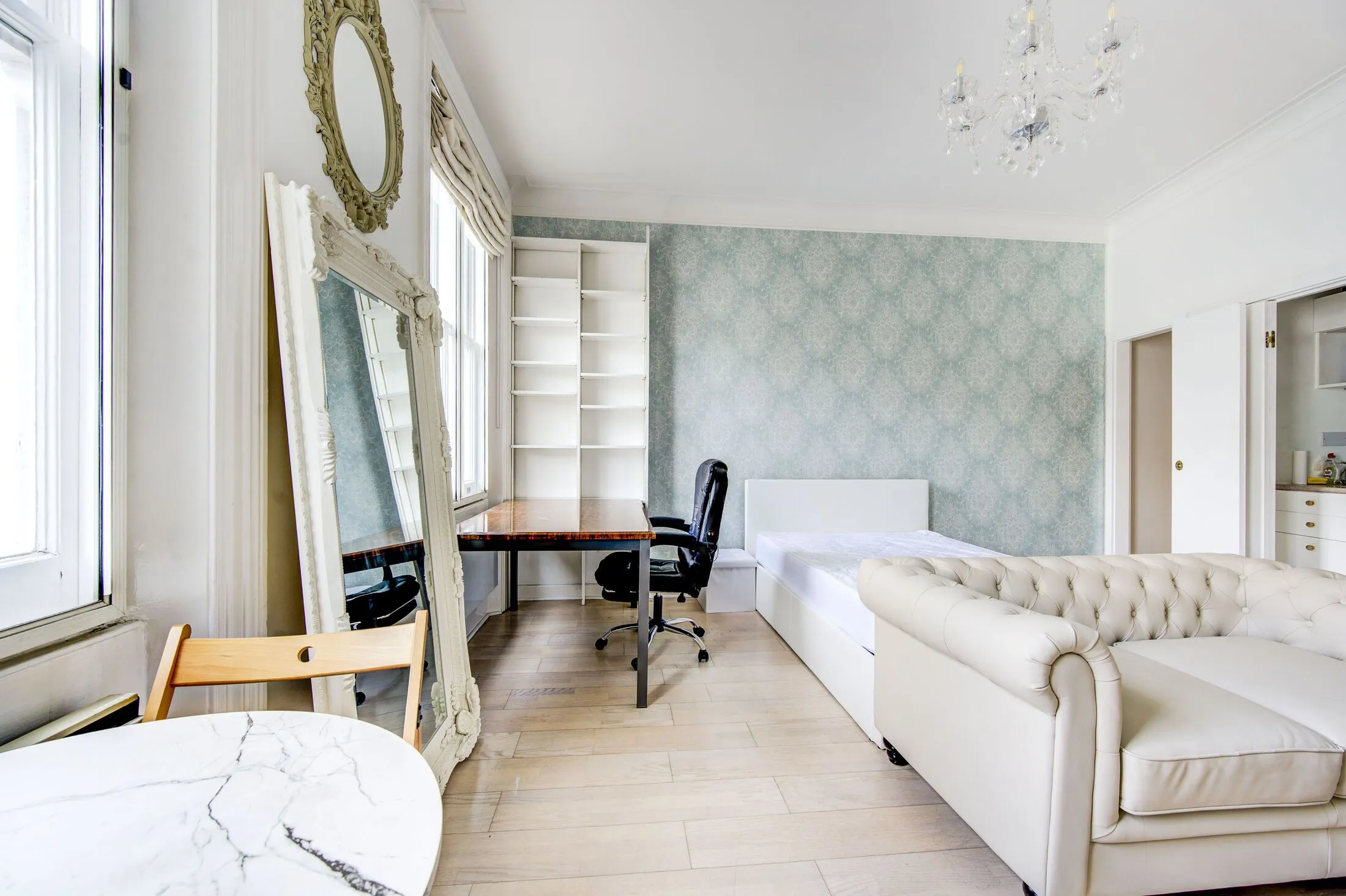 Flat Hereford Square in Greater London