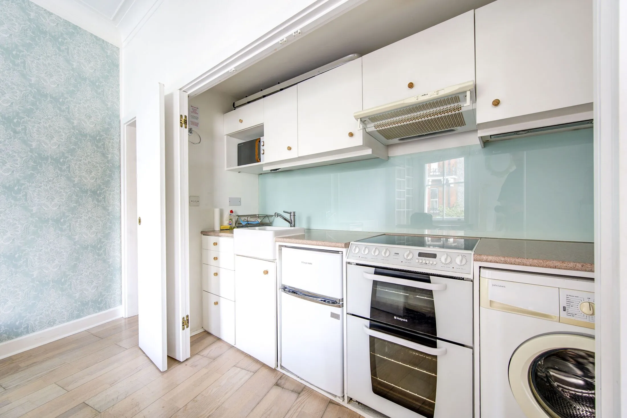 Flat Hereford Square in Greater London
