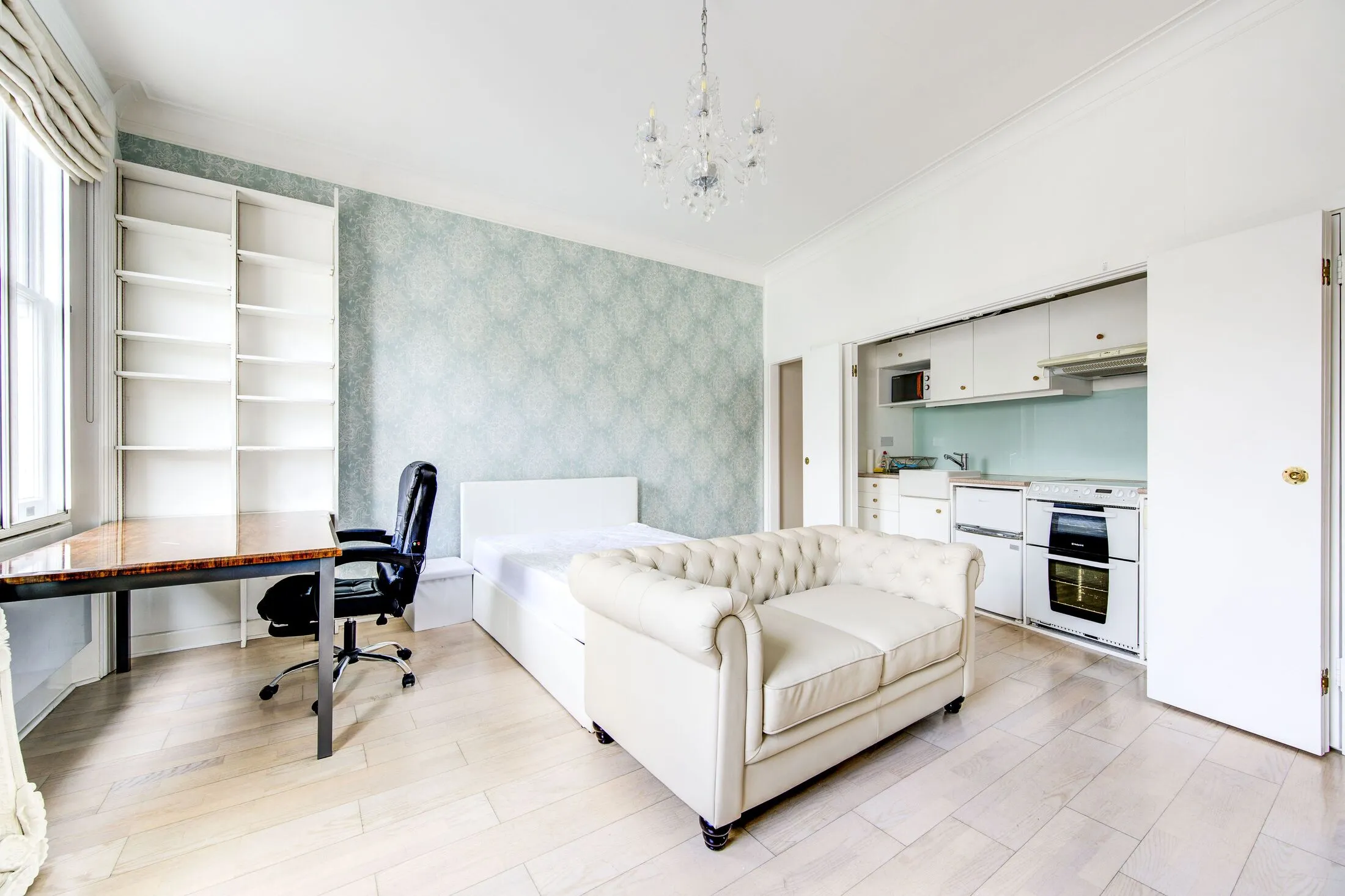 Flat Hereford Square in Greater London
