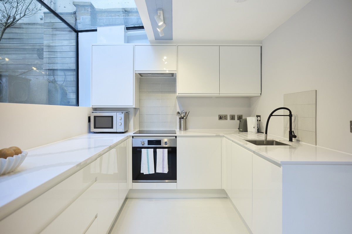 Flat Ladbroke Grove in Greater London