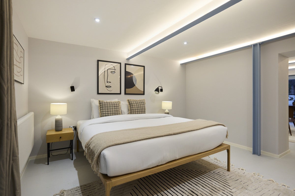 Flat Ladbroke Grove in Greater London