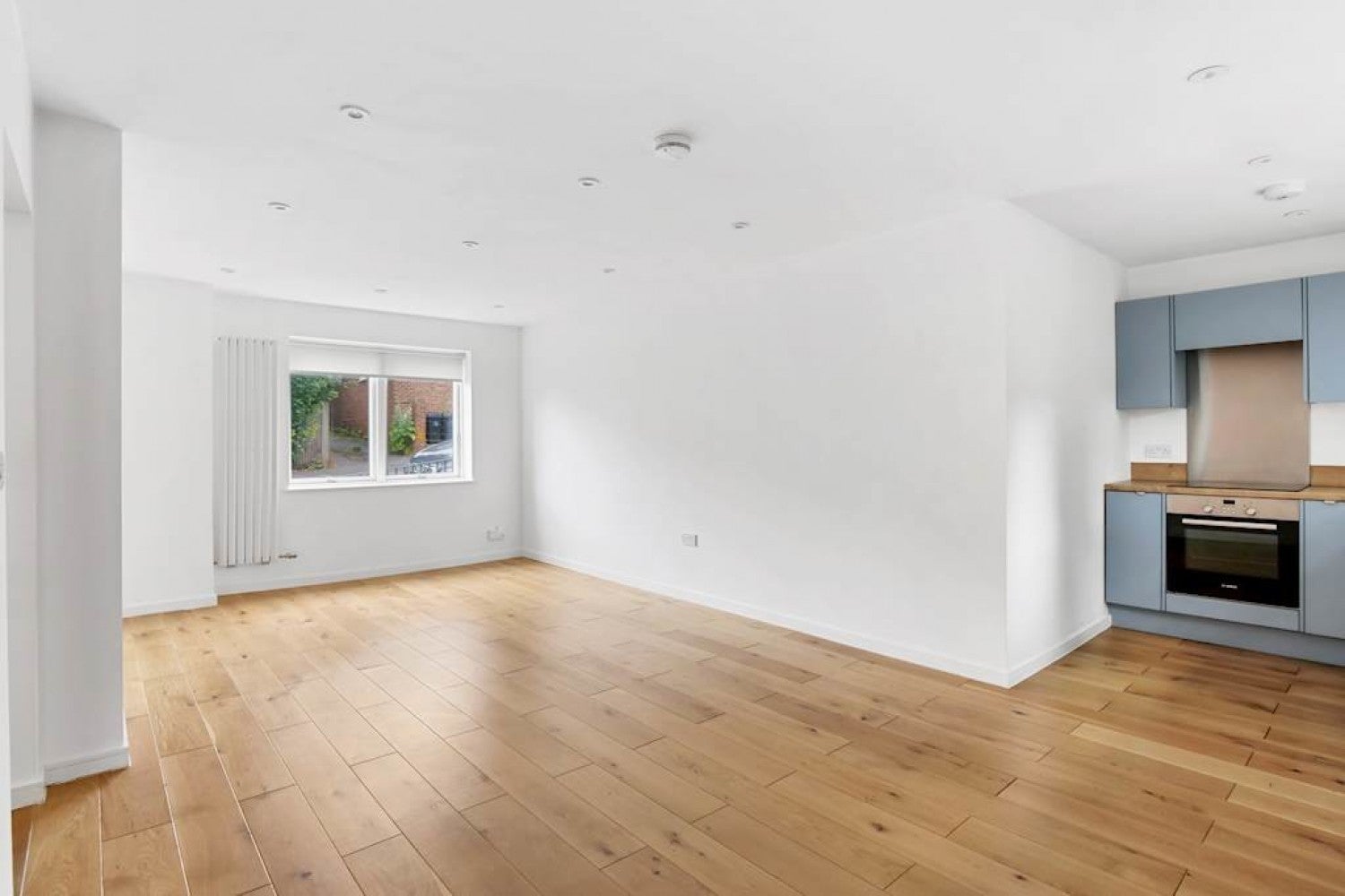Flat Troy Road in Greater London