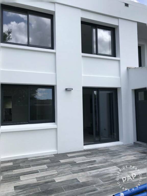 House Rue des Poilus in Pessac