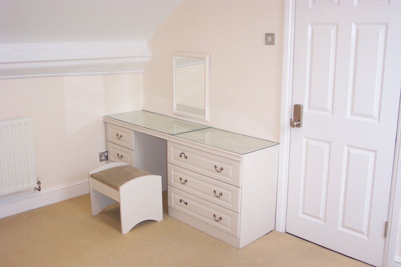 Room Fulham Palace Road in Greater London