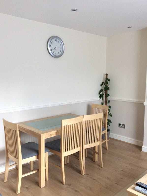Room Fulham Palace Road in Greater London