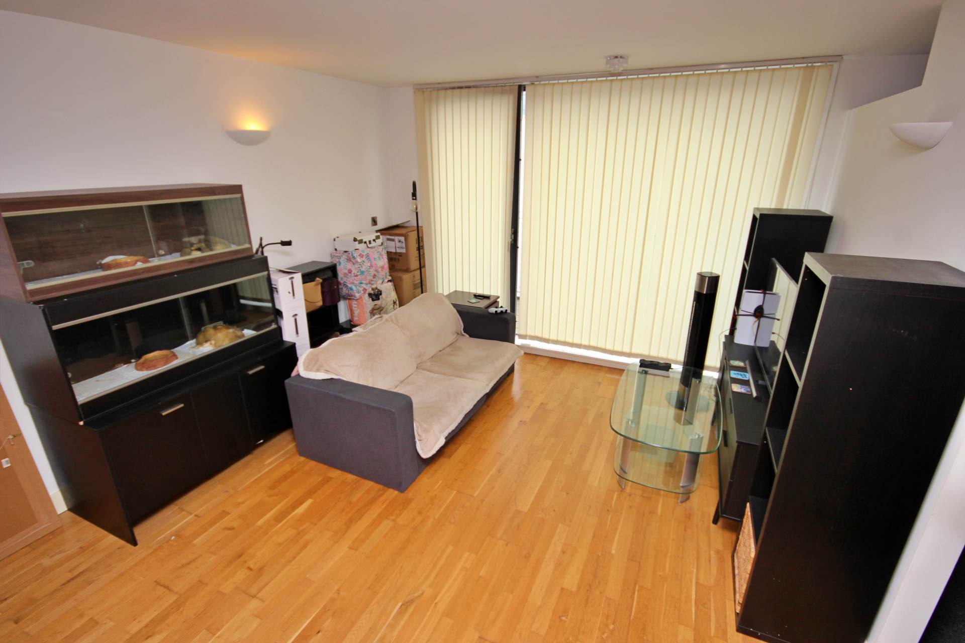 Flat Isaac Way in Manchester
