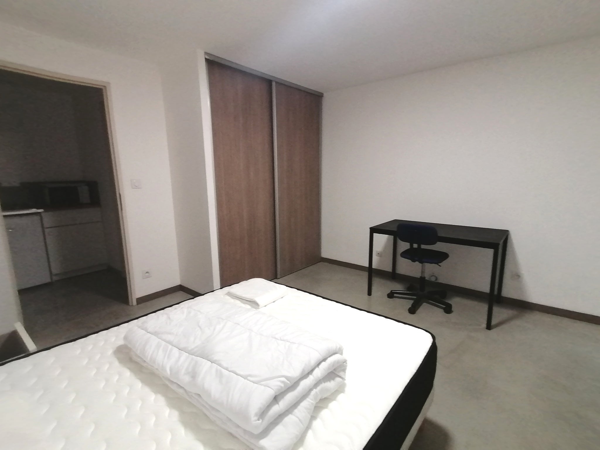 Chambre Allée des Ormes à Genas