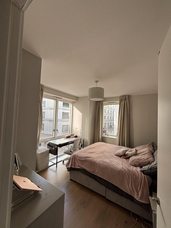 Room Carpet Street in Greater London