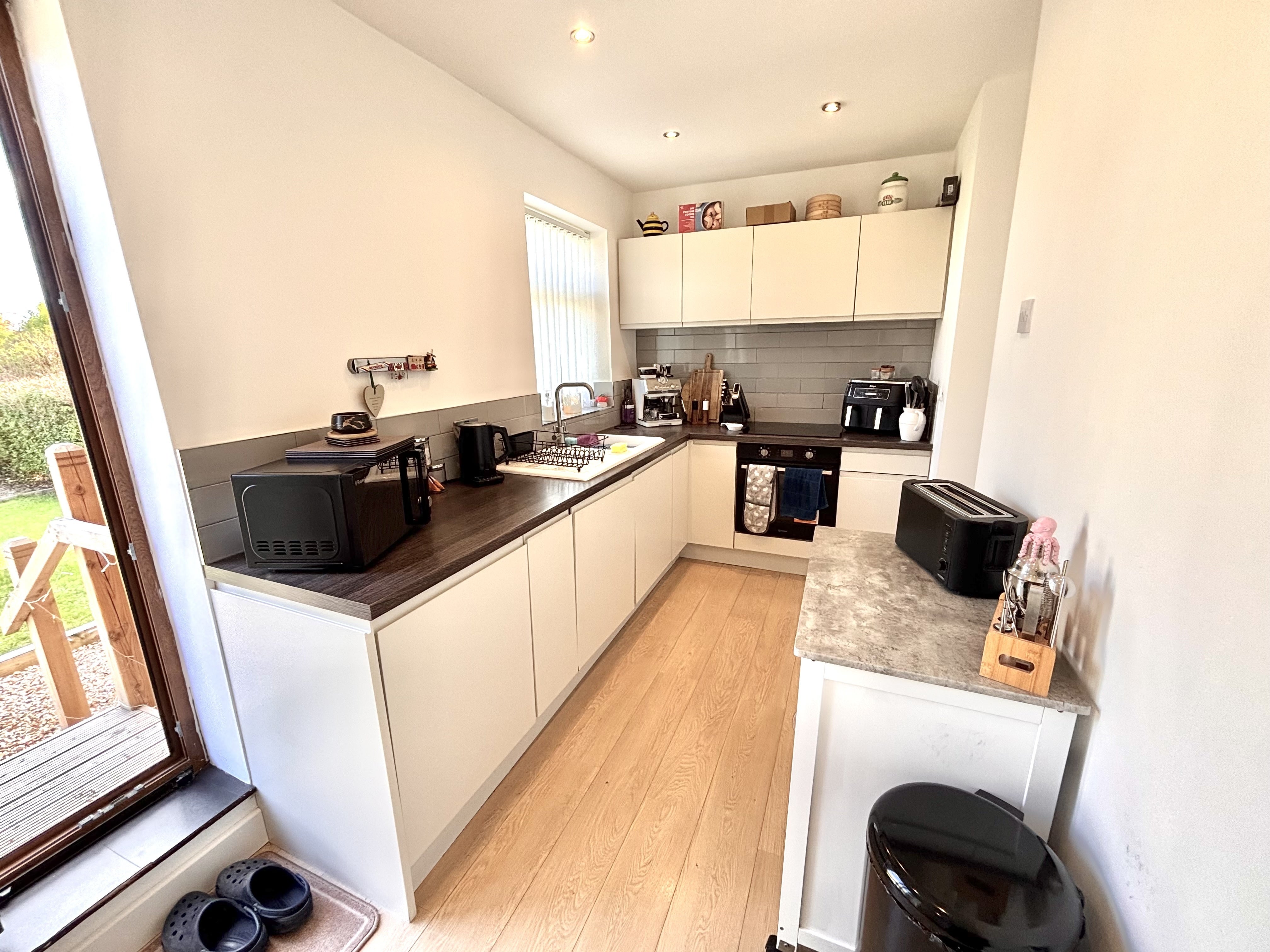House Jermyn Close in Sheffield