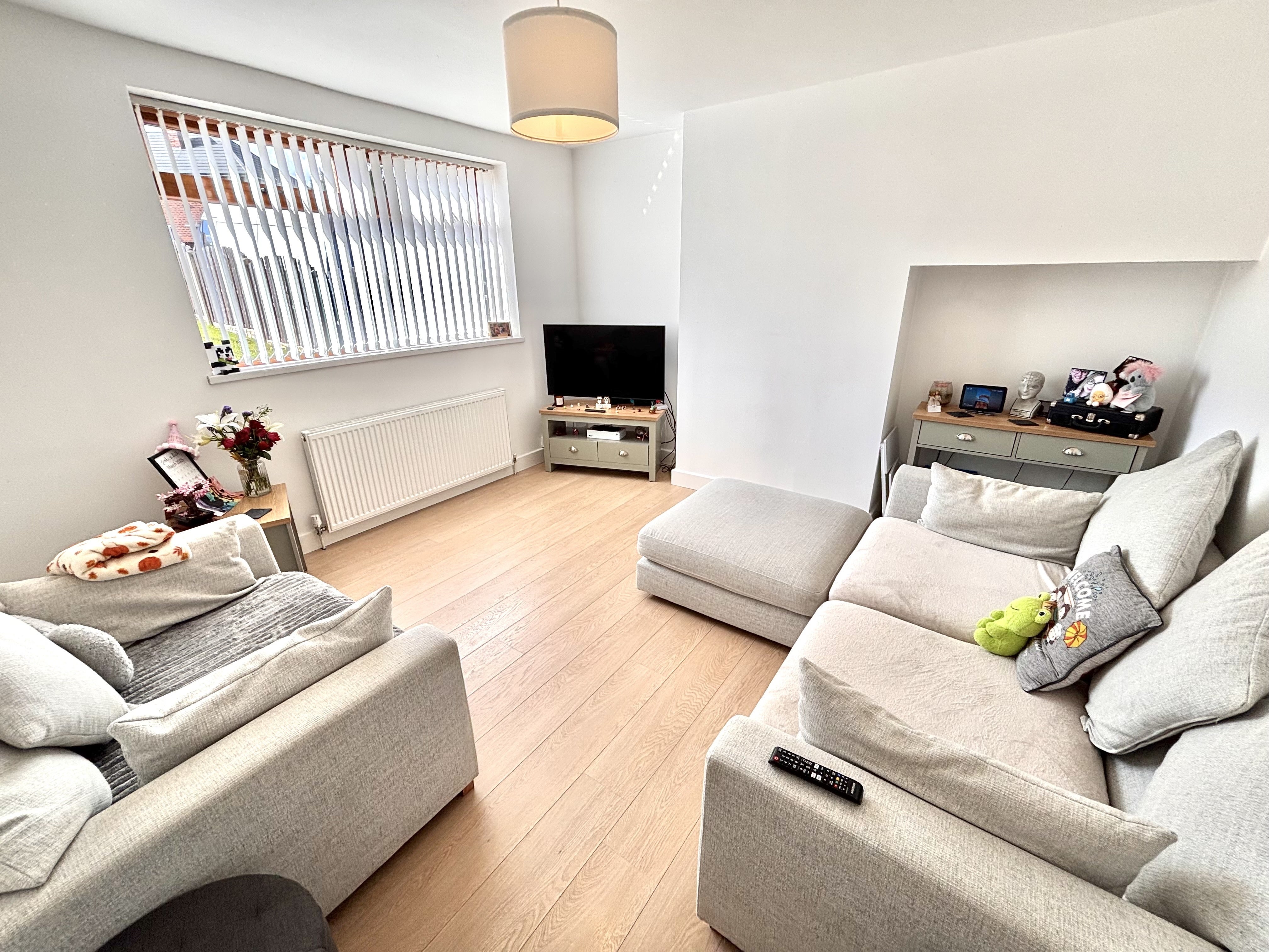 House Jermyn Close in Sheffield