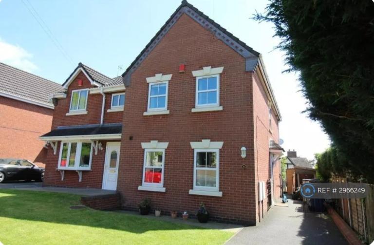 House Crandridge Court in Stafford