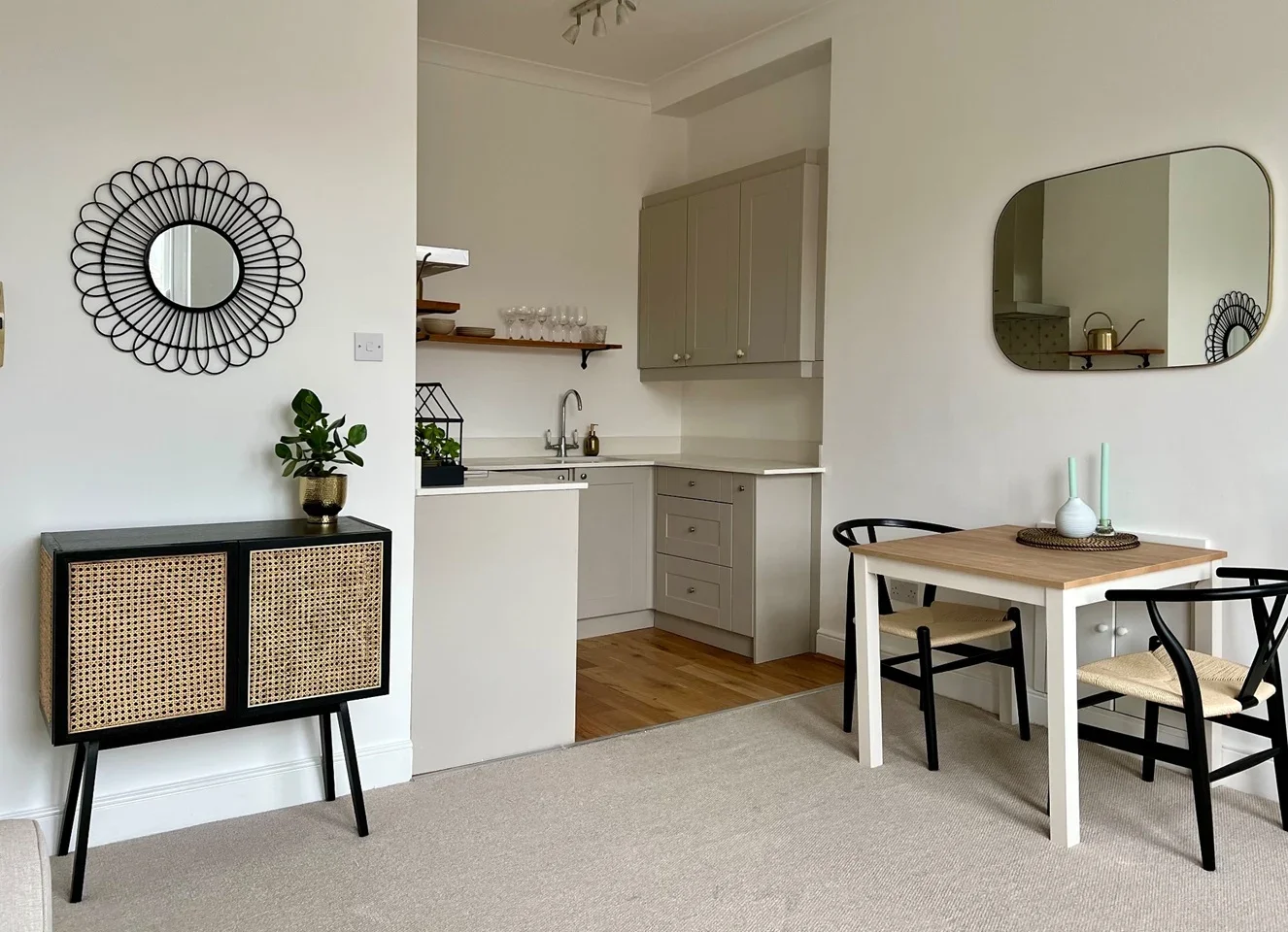 Flat Sutherland Avenue in City of Westminster
