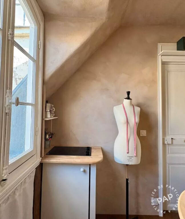 Appartement Rue des Saints-Pères à Paris
