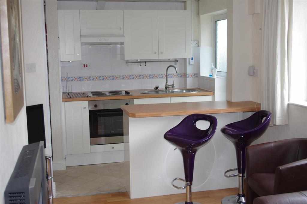 Flat Cadleigh Gardens in Birmingham