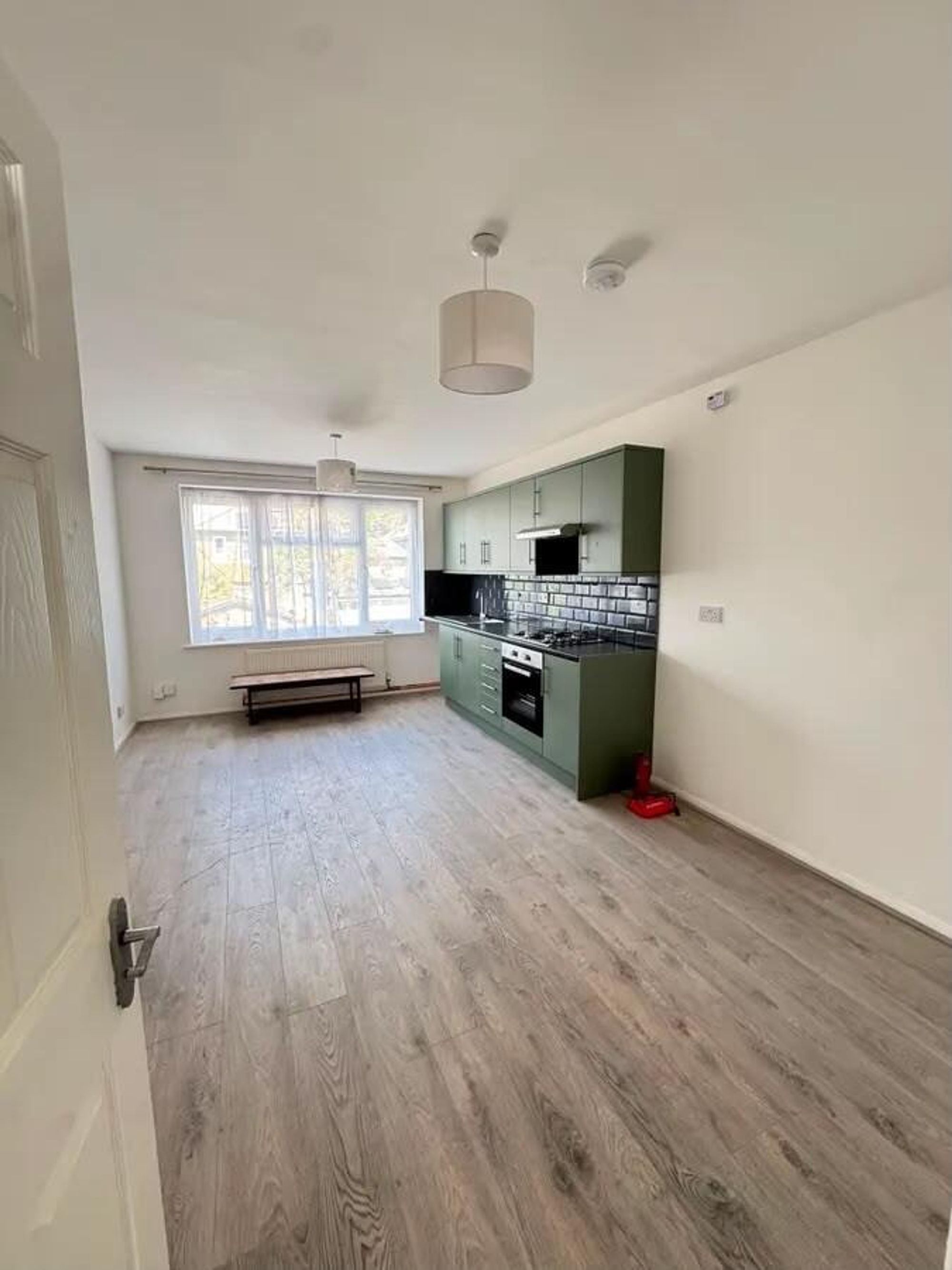 Flat Windsor Road in Greater London