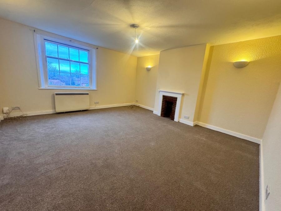 Flat George Street in Warminster