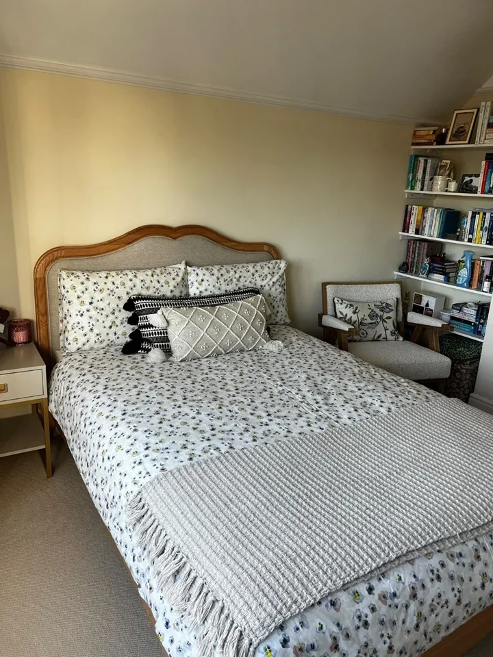 Room Bracken Road in Maidenhead