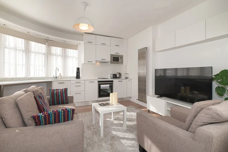Flat Princes Gate in City of Westminster