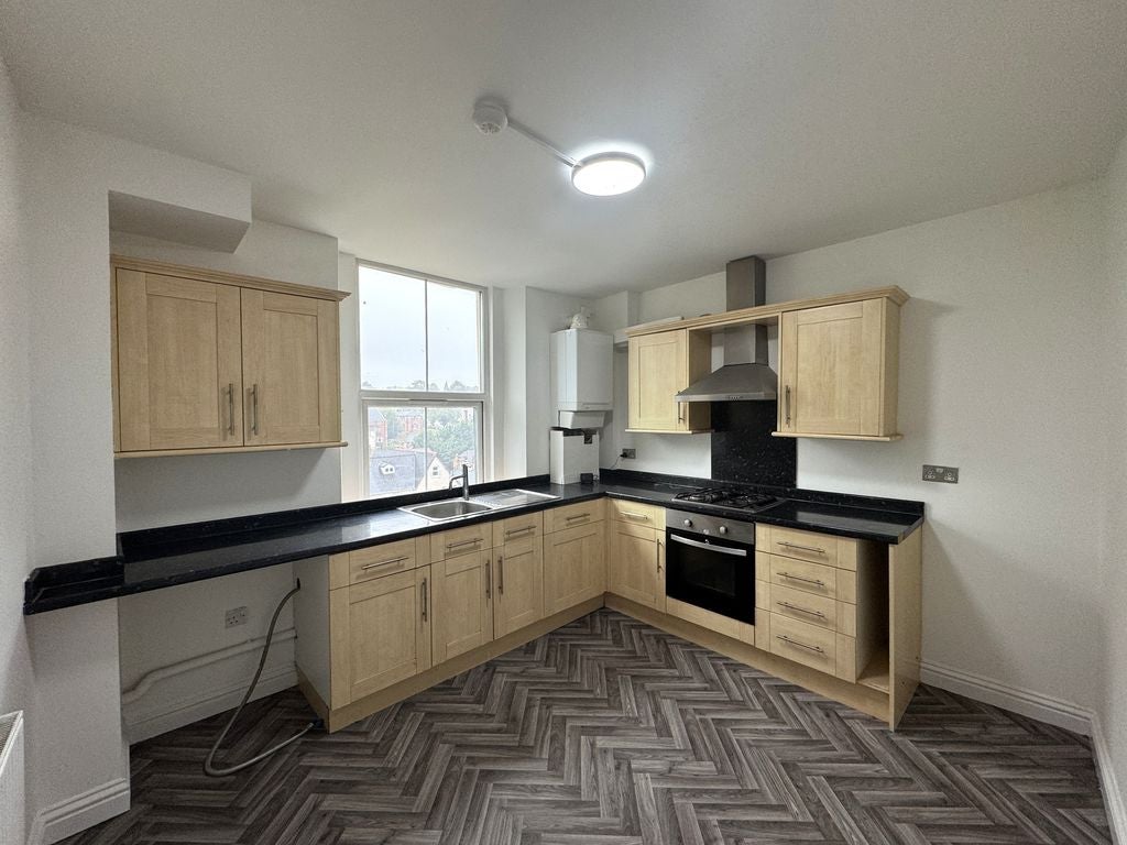 Flat Caerau Road in Newport