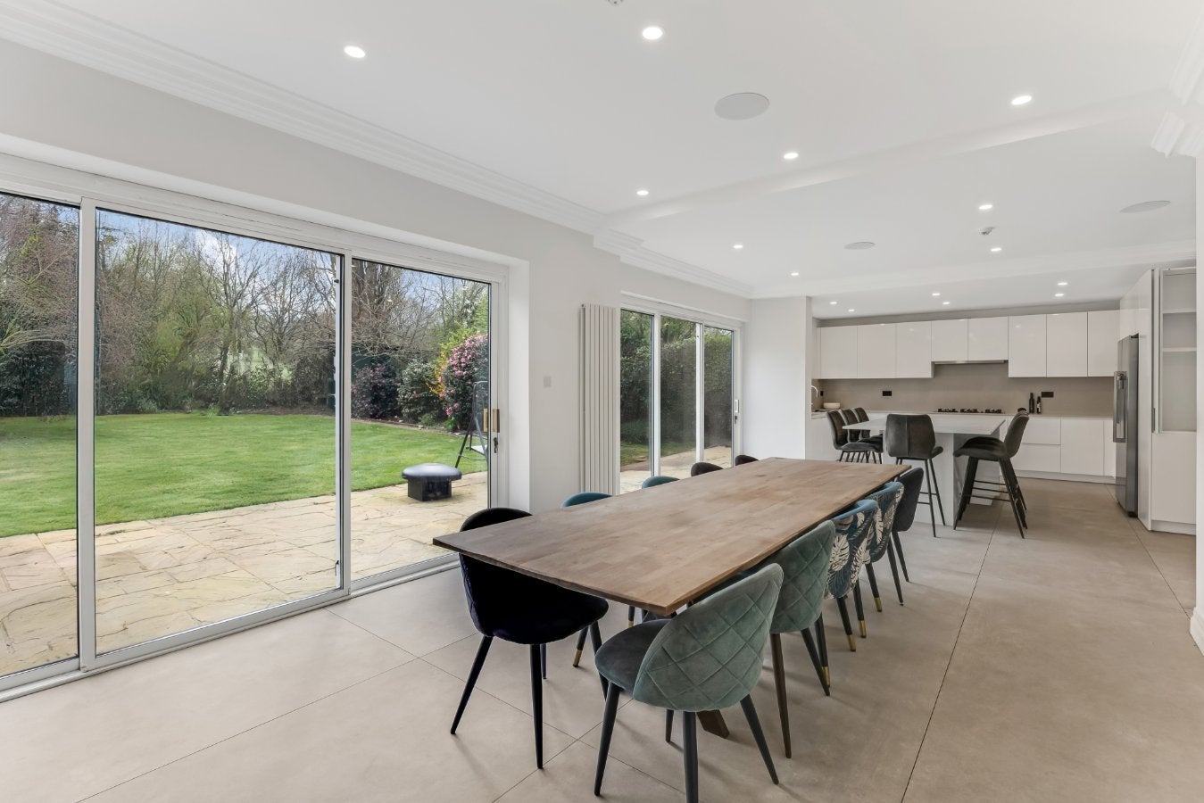 House Neville Drive in Greater London