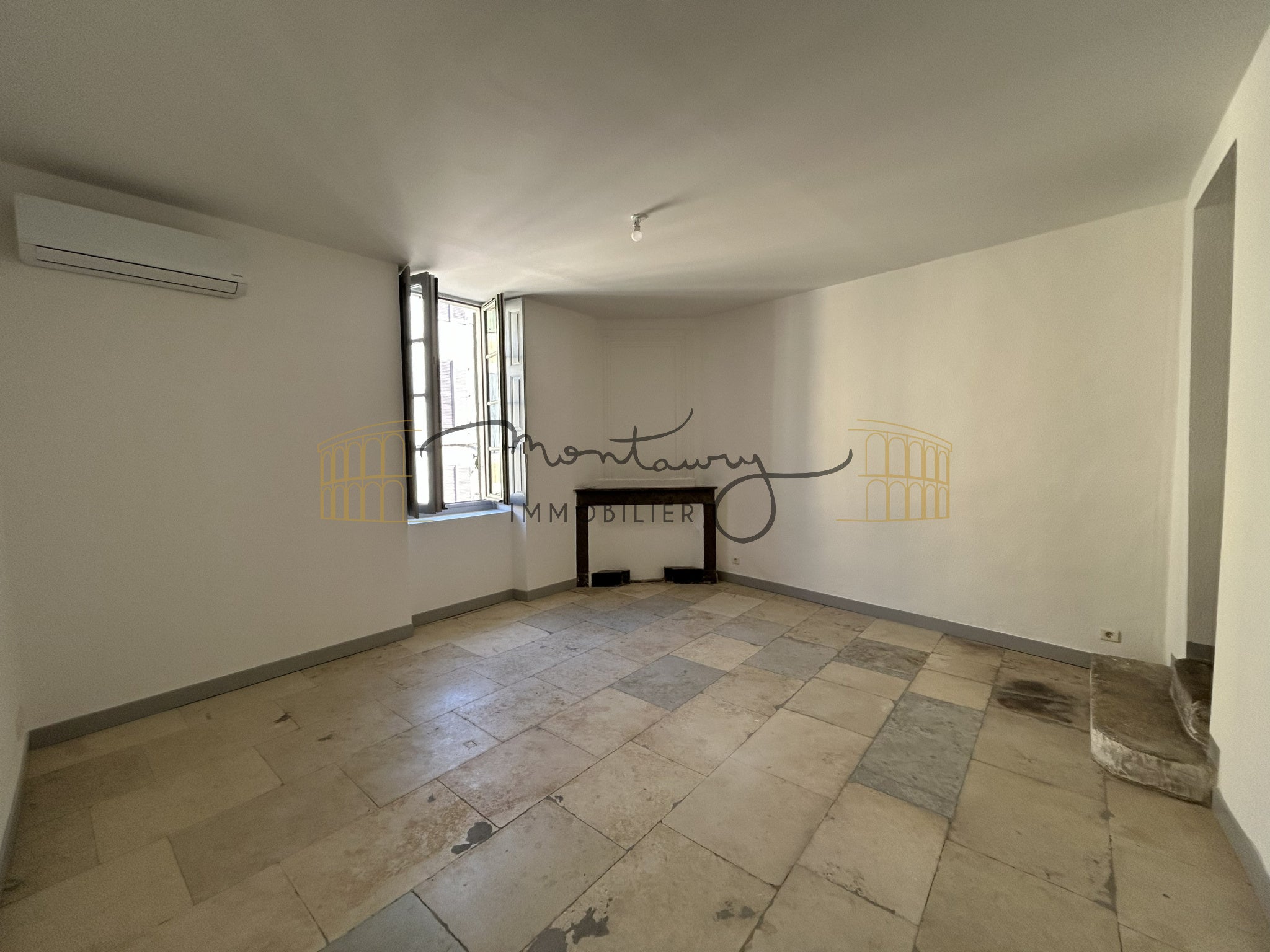 Appartement Rue du Crémat à Nîmes