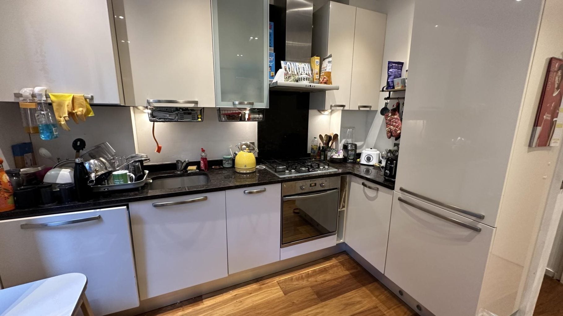 Flat Burder Road in Greater London