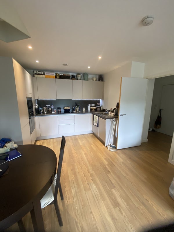 Room Naomi Street in Greater London