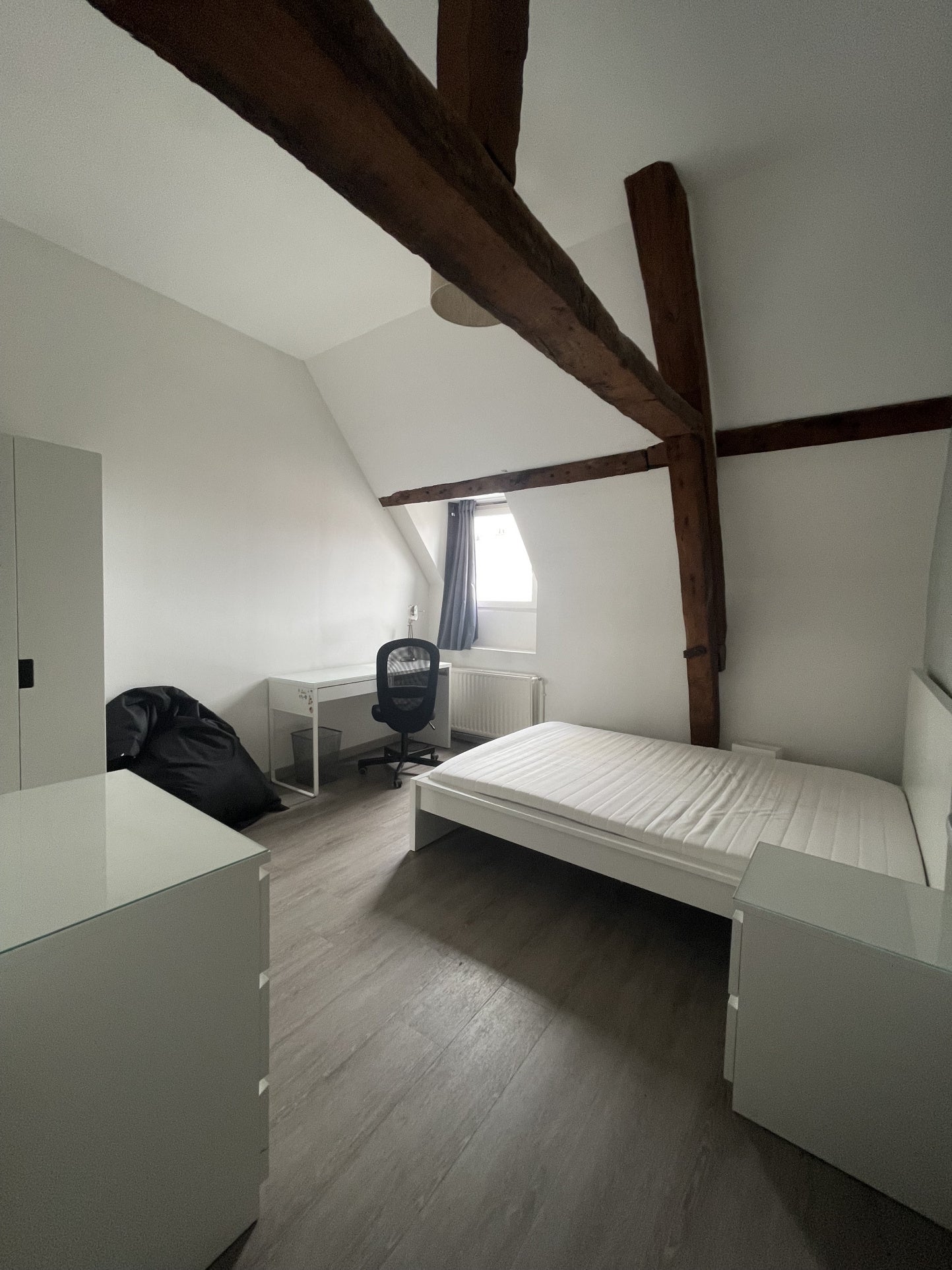 Chambre Rue Saint-Leu à Amiens
