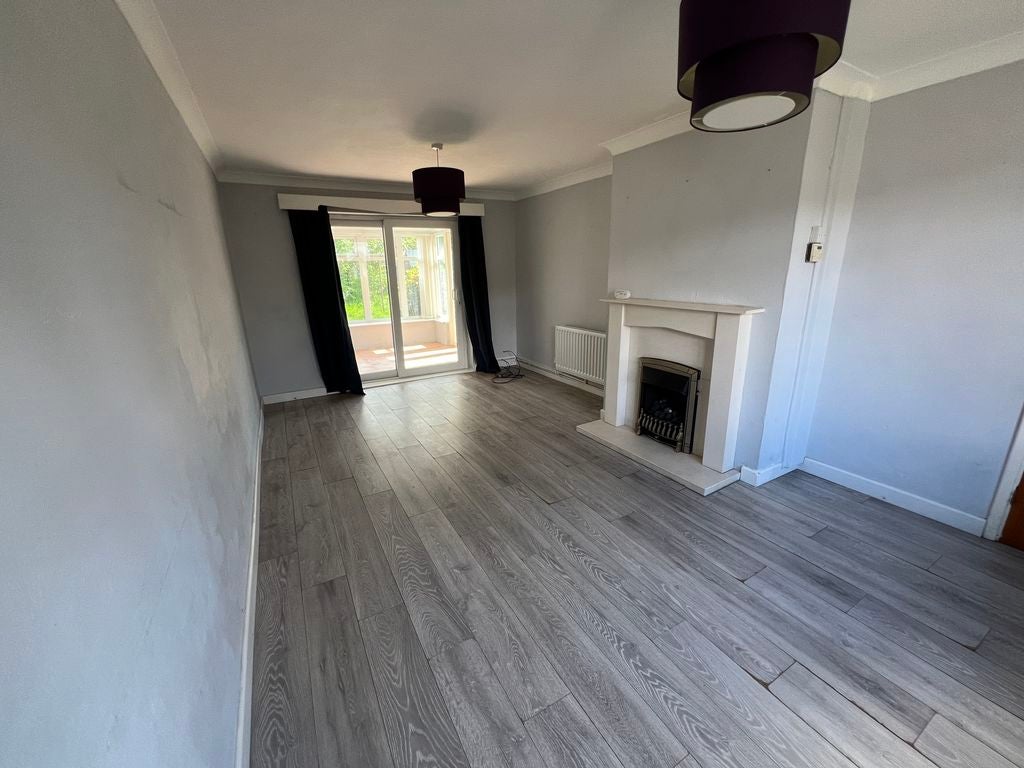 House Letchmere Close in South Staffordshire