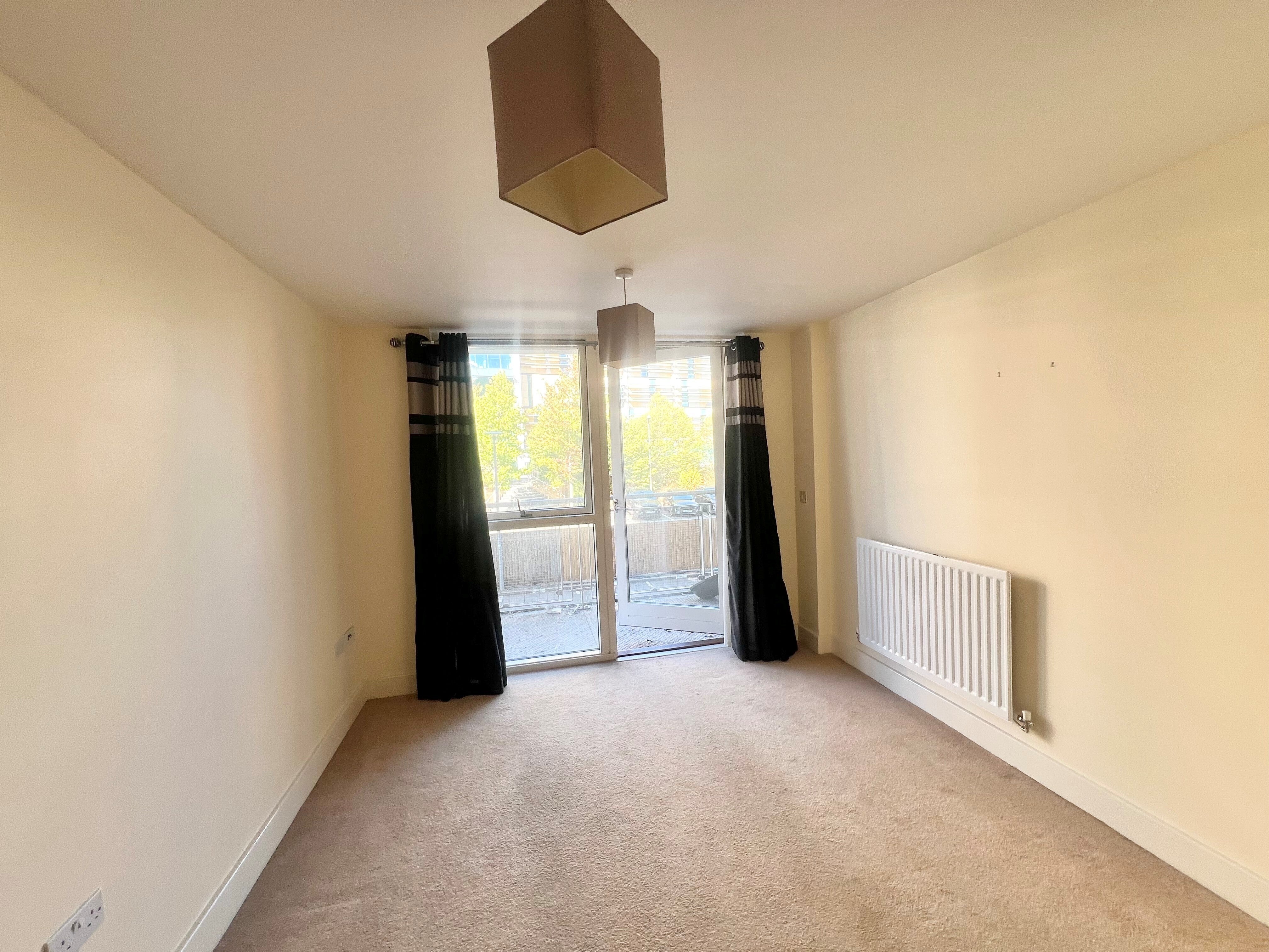 Flat Langley Walk in Birmingham