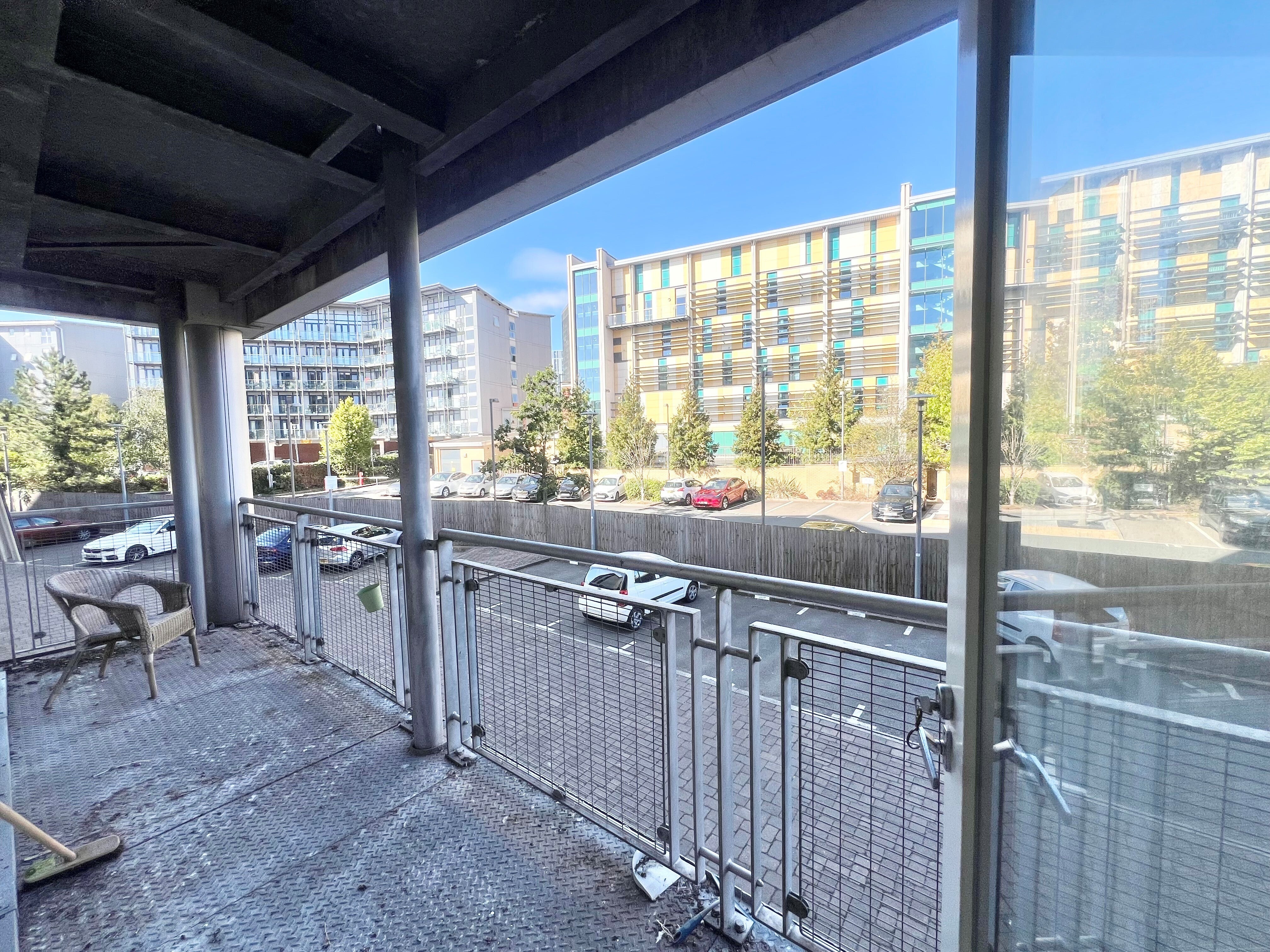 Flat Langley Walk in Birmingham