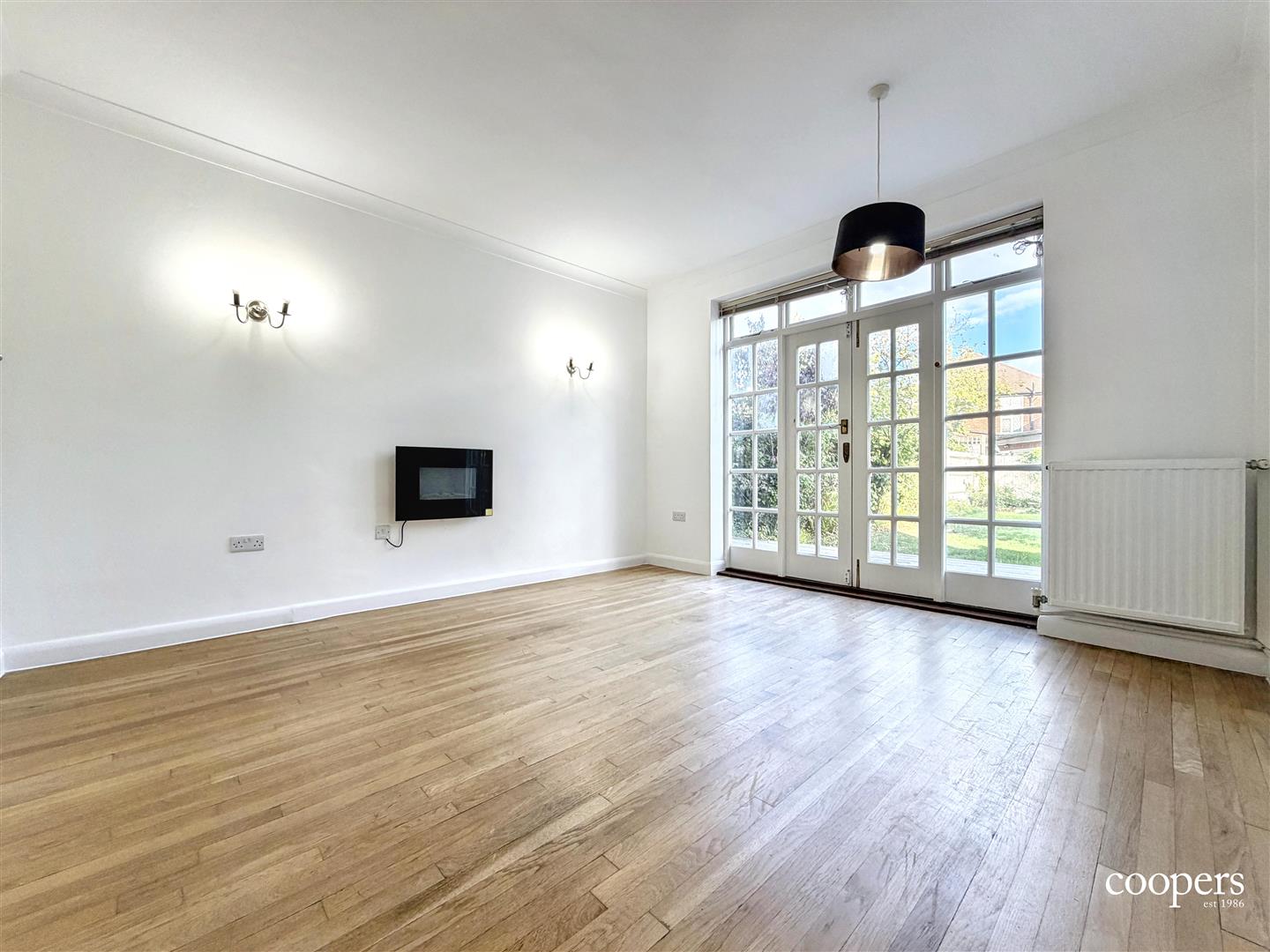House The Ridgeway in Greater London
