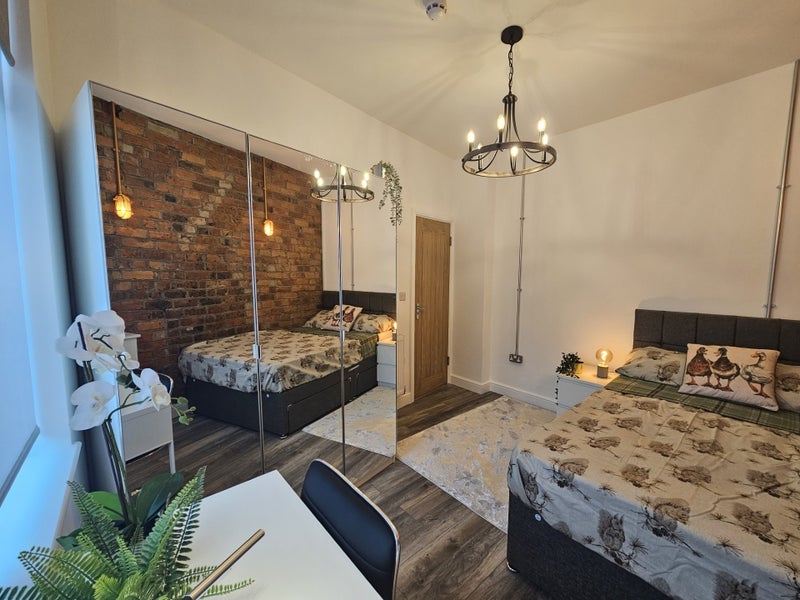 Room Brailsford Road in Manchester