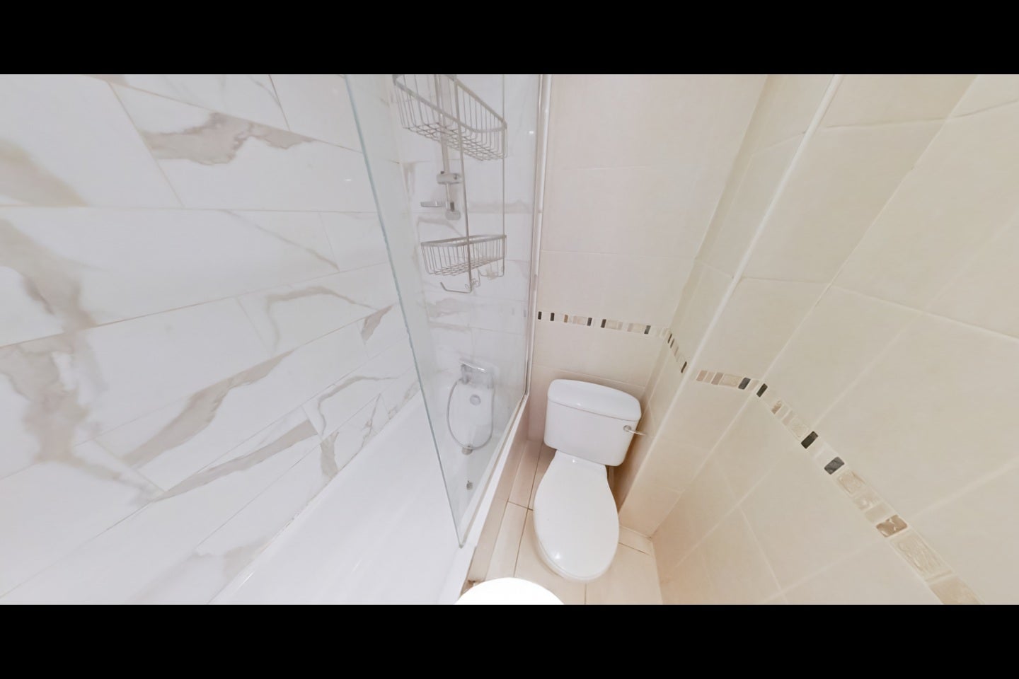Room Stockwell Road in Greater London