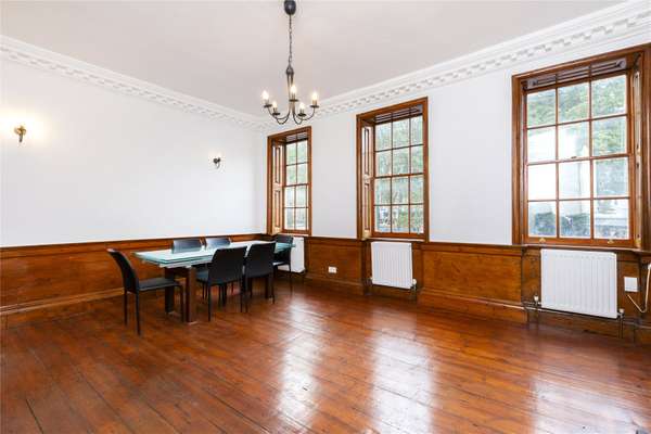 Flat Islington Green in Greater London