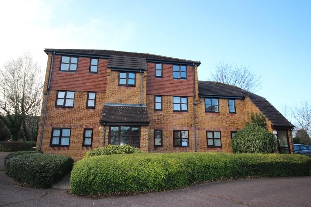 Flat Marmet Avenue in North Hertfordshire