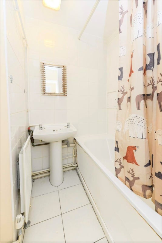 Room The Quarterdeck in Greater London