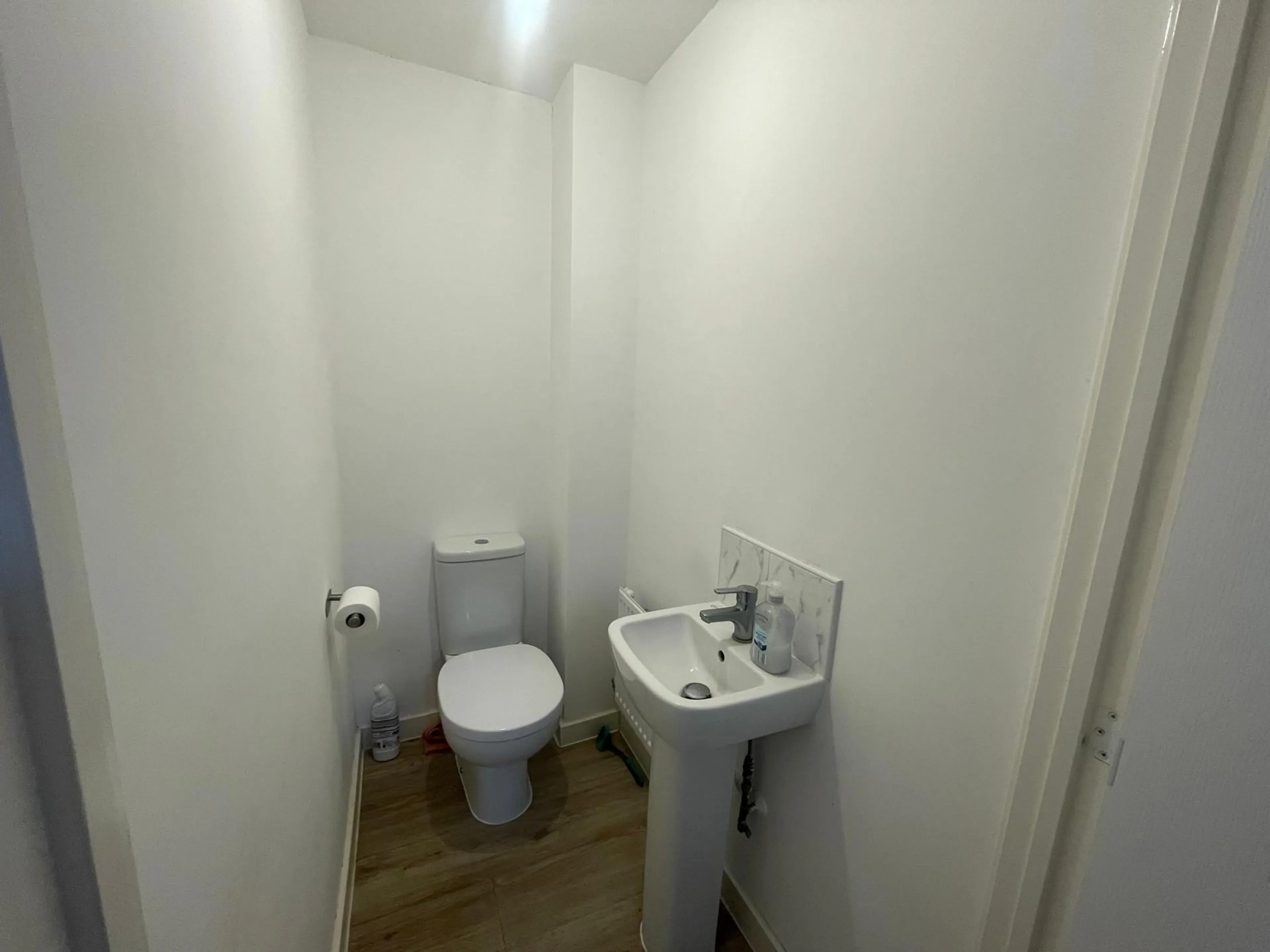 House Ashdown Close in Barton Seagrave