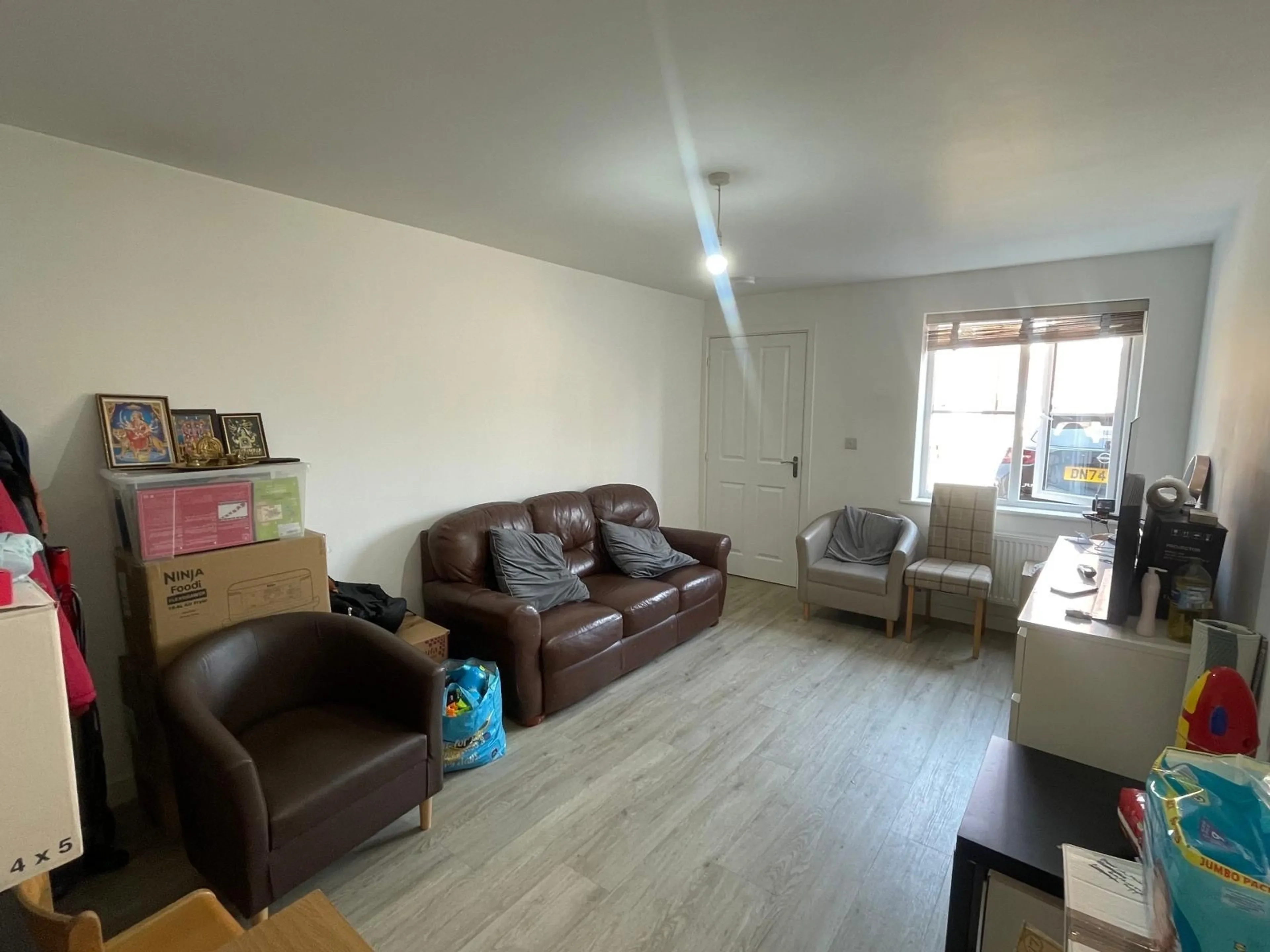 House Ashdown Close in Barton Seagrave