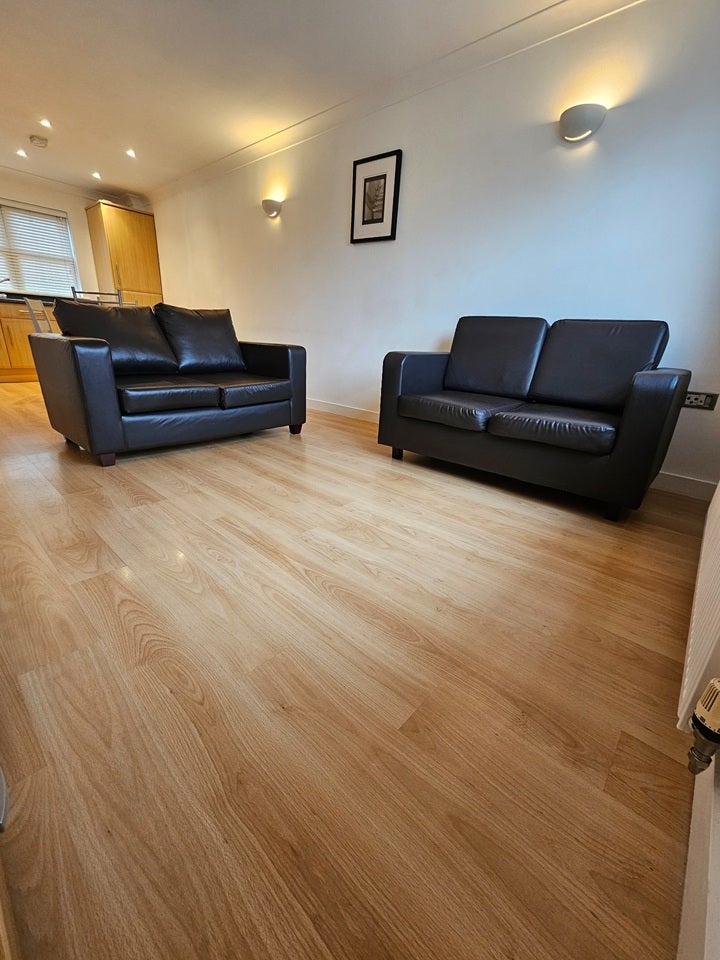 Flat Glebe Road in Chelmsford