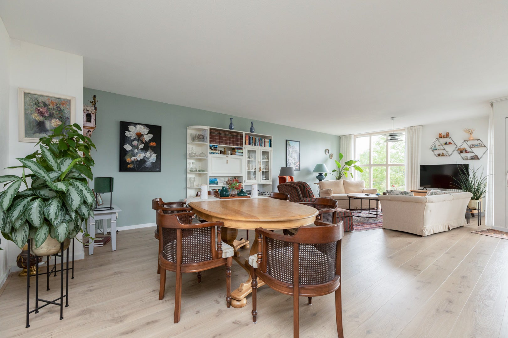 Appartement te koop: Beatrixstraat 24, Sneek