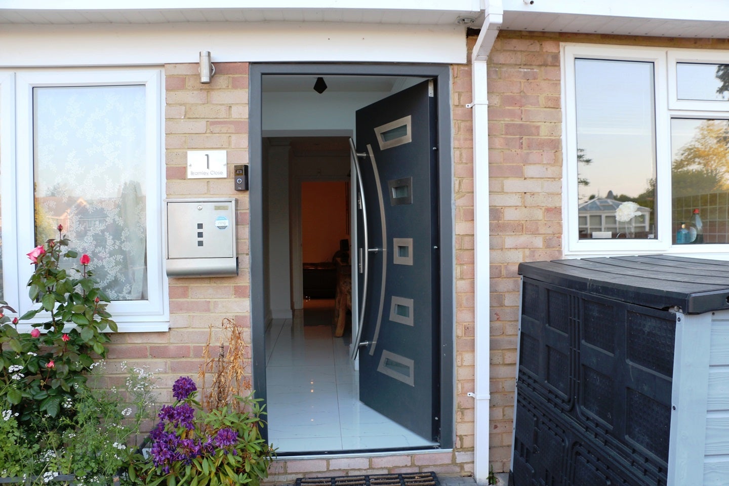 House Lambourne Drive in Maidenhead