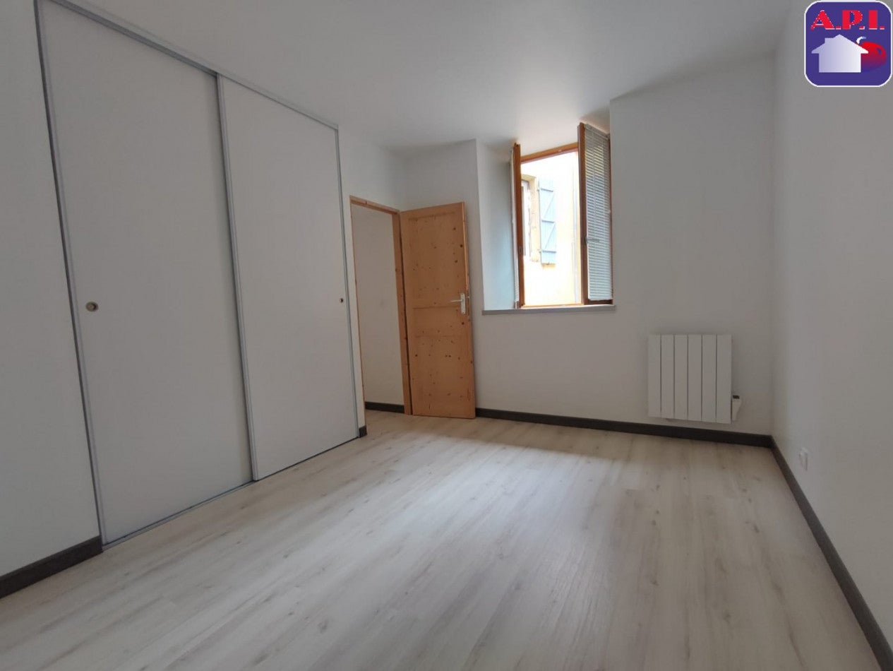 Appartement Rue Noël Peyrevidal à Foix