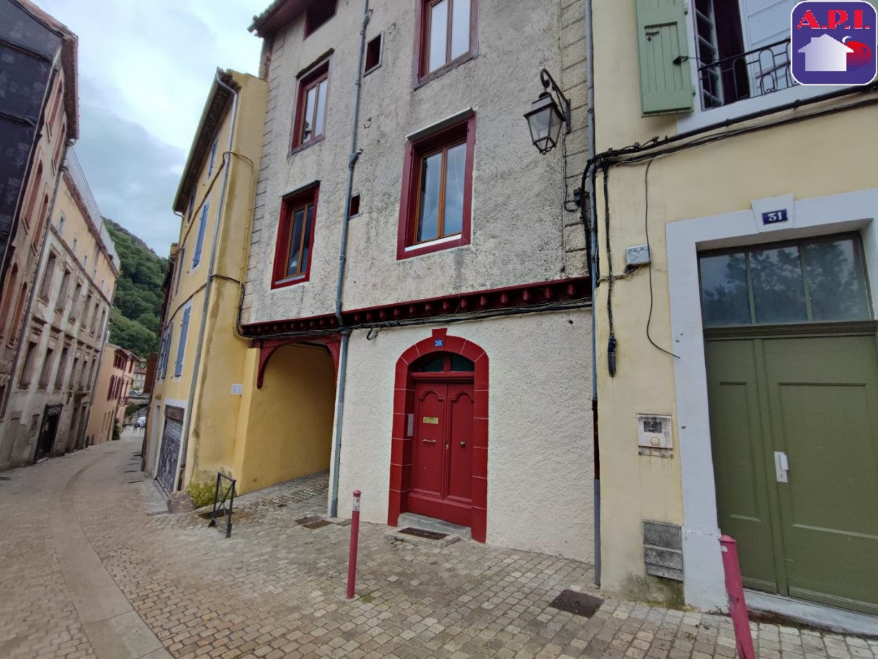 Appartement Rue Noël Peyrevidal à Foix