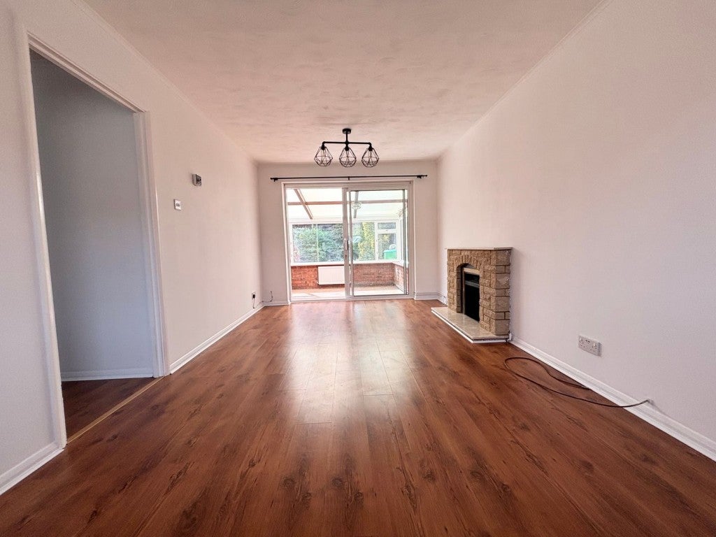 House Larkins Close in North Hertfordshire
