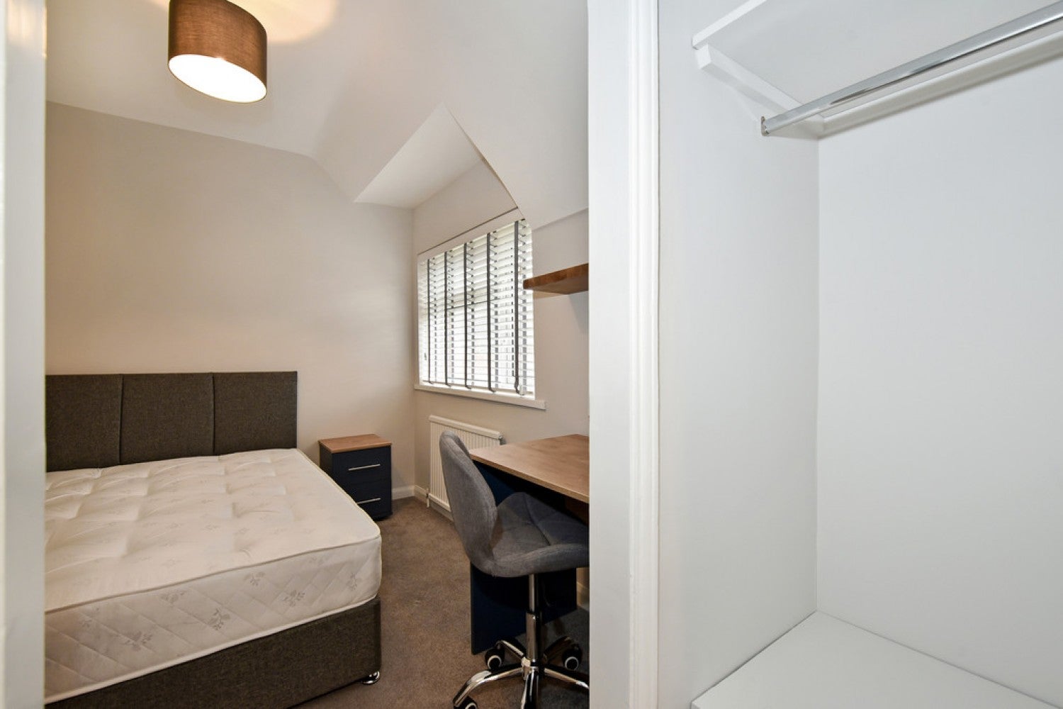 Room Portal Road in Winchester
