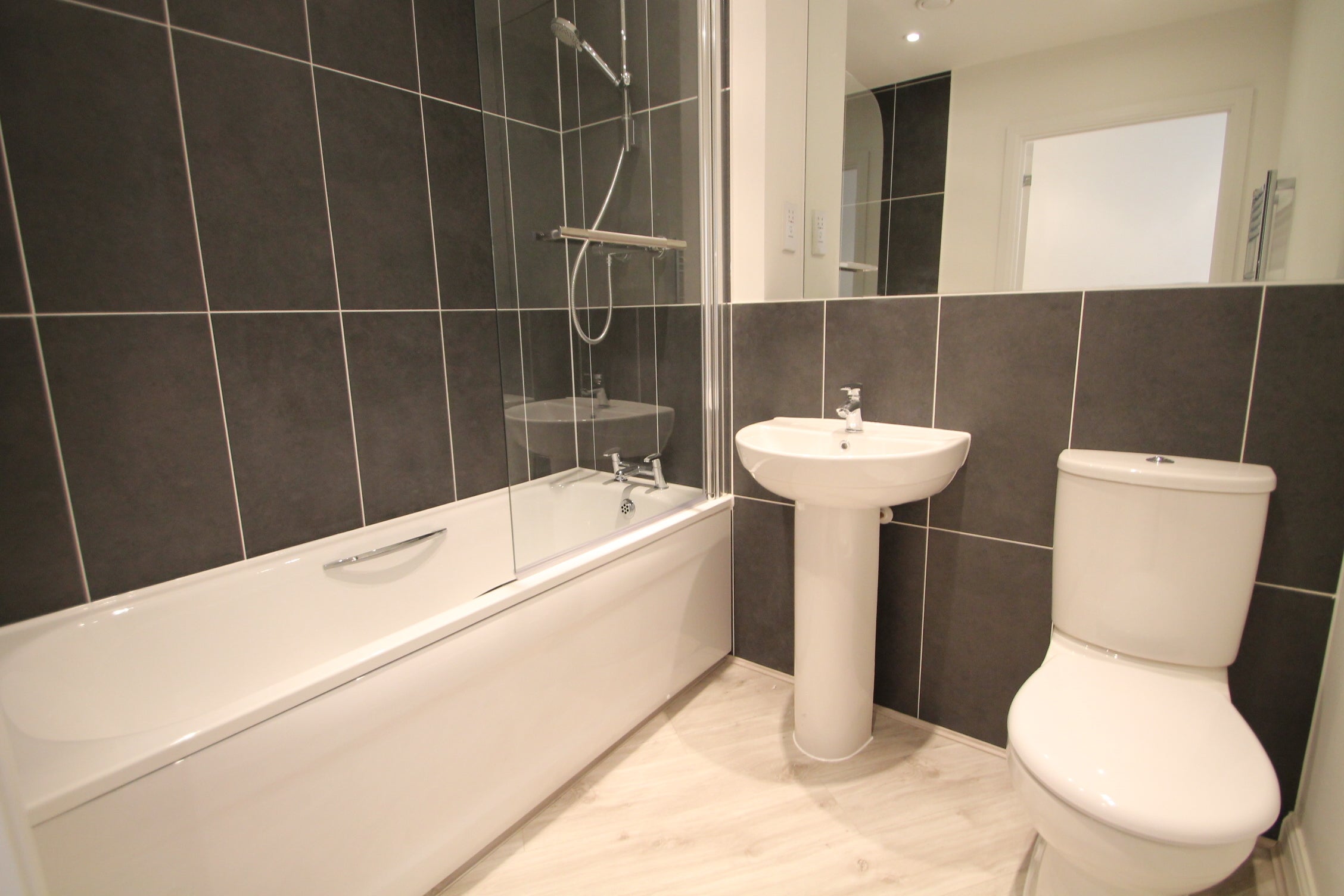 Flat Jefferson Place in Greater London