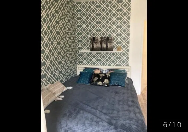 Chambre Rue Danton à Levallois-Perret
