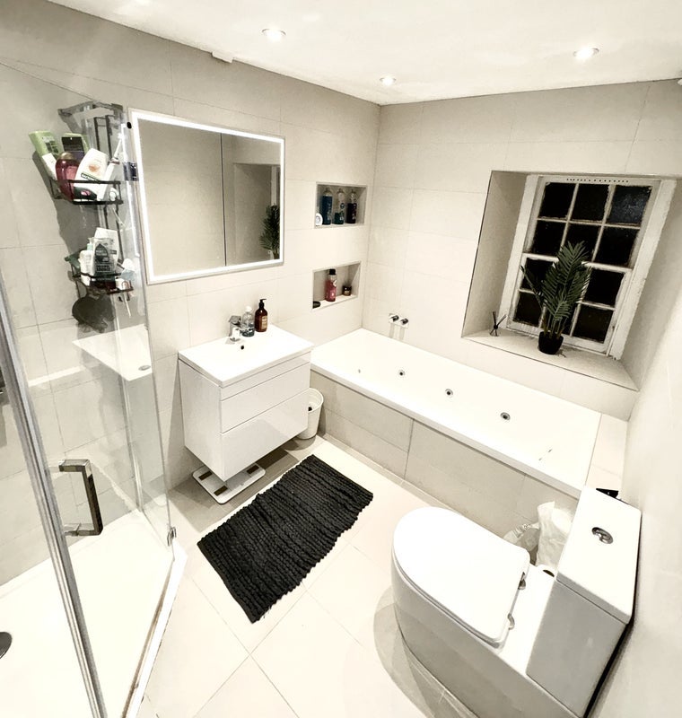 Room High Street in Tranent