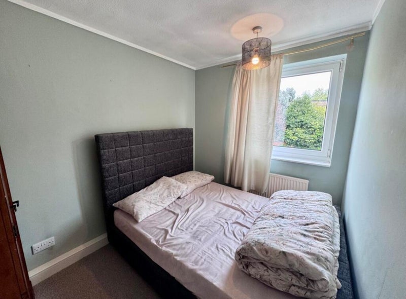 Room Redcliffe Gardens in Nottingham
